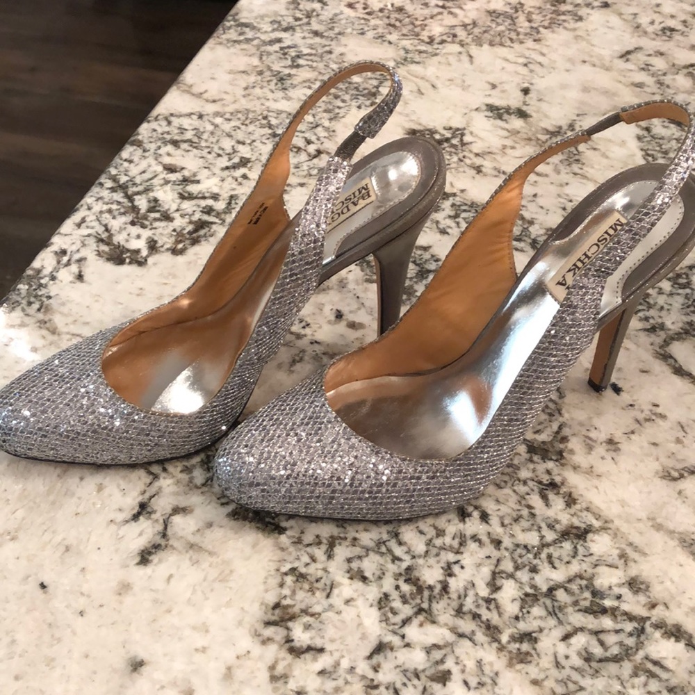 Size 10 Badgley Mischka